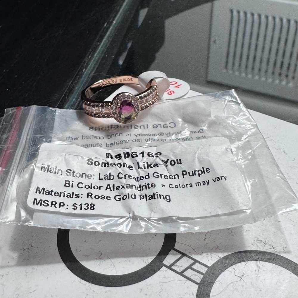NWT Bomb Party Rose Gold Ring